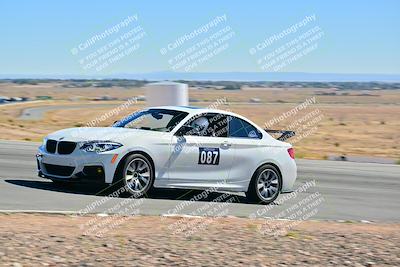 media/Oct-18-2025-Extreme Speed (Sat) [[d6d7e1fef1]]/Group 4 Orange/Session 2 (Turn 3)/